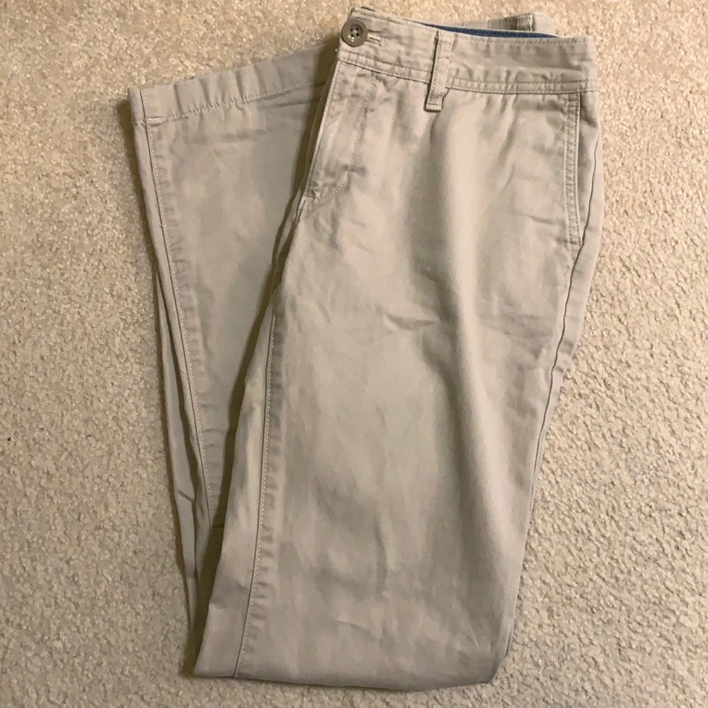 Eddie Bauer Women’s Khaki Pants - Size 6